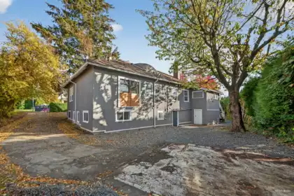 Garden / Landscaping Photo of 7561 Angus Drive, Vancouver, BC