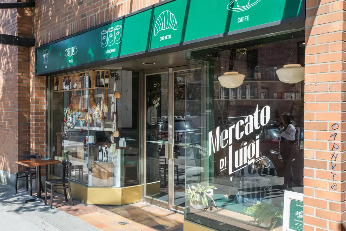 Outdoor Deck Photo of 310 221 Union Street, Vancouver, BC