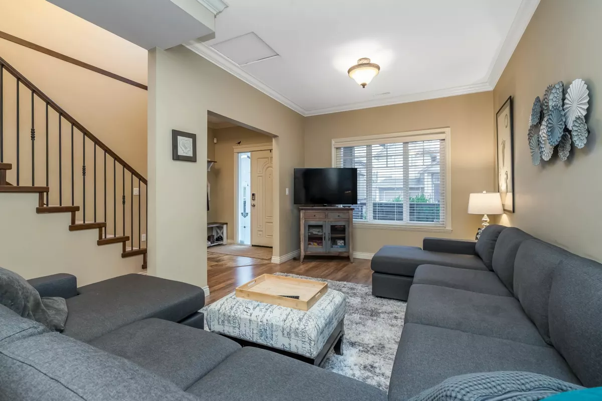 Family Room Photo of 33116 Dalke Avenue, Mission, BC