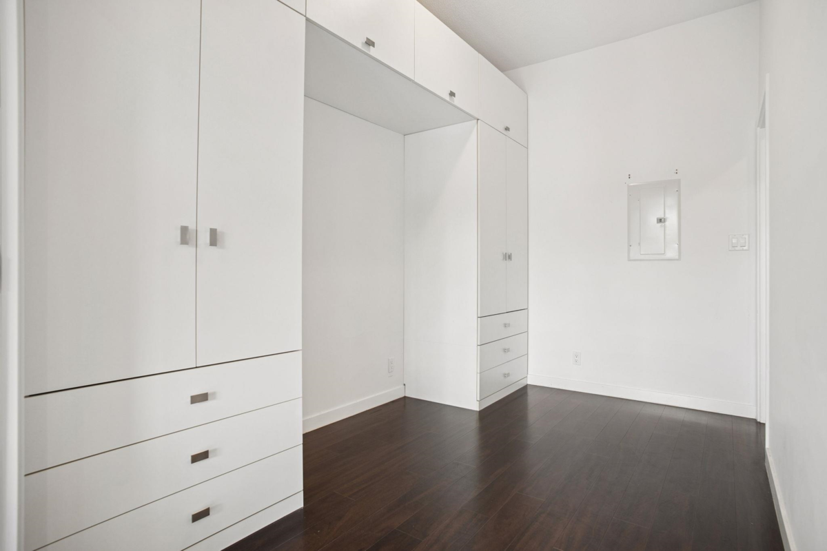 Guest Bathroom Photo of 613 121 Brew Street, Port Moody, BC