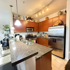 Breakfast Nook Photo of 307 14 E Royal Avenue, New Westminster, BC