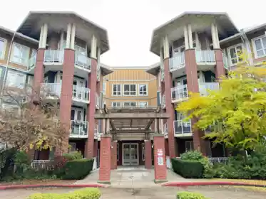 307 14 E Royal Avenue, New Westminster, BC, Fraserview NW — 2 bed apartment/condo for sale