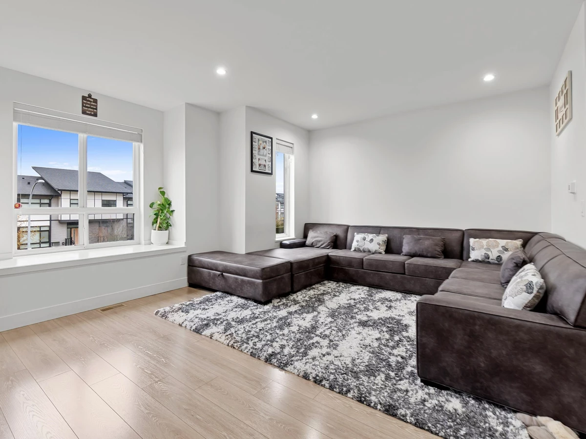 Pantry Photo of 14002 60a Avenue, Surrey, BC