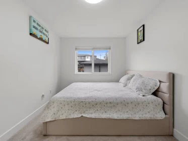 Basement Recreation Room Photo of 14002 60a Avenue, Surrey, BC