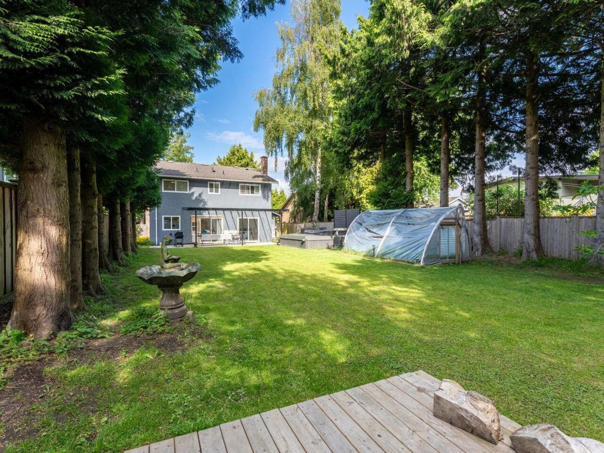 Backyard Photo of 11320 No. 1 Road, Richmond, BC