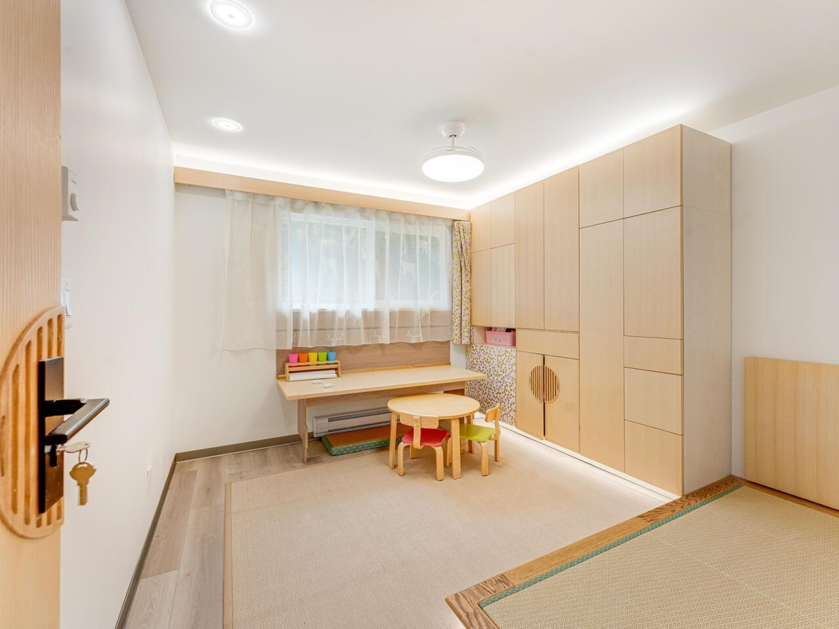 Bedroom 2 Photo of 11320 No. 1 Road, Richmond, BC