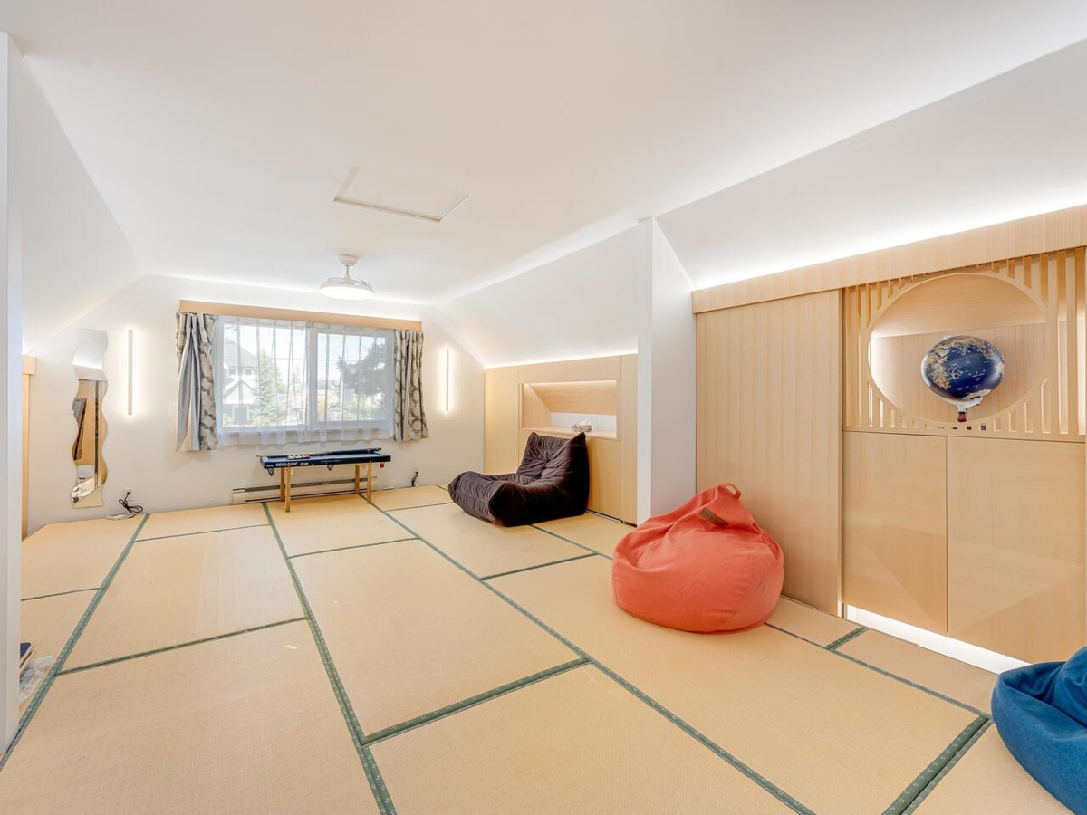 Hallway Photo of 11320 No. 1 Road, Richmond, BC