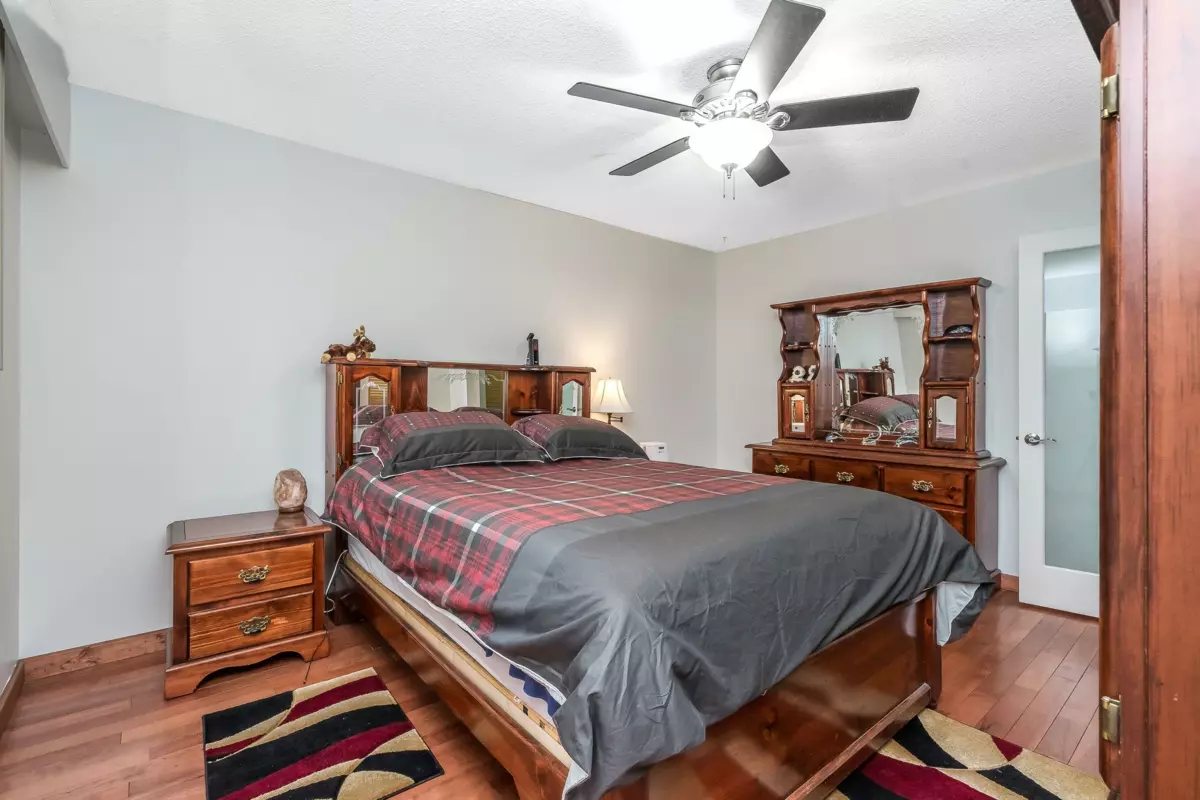 Laundry Room Photo of 19891 43a Avenue, Langley, BC