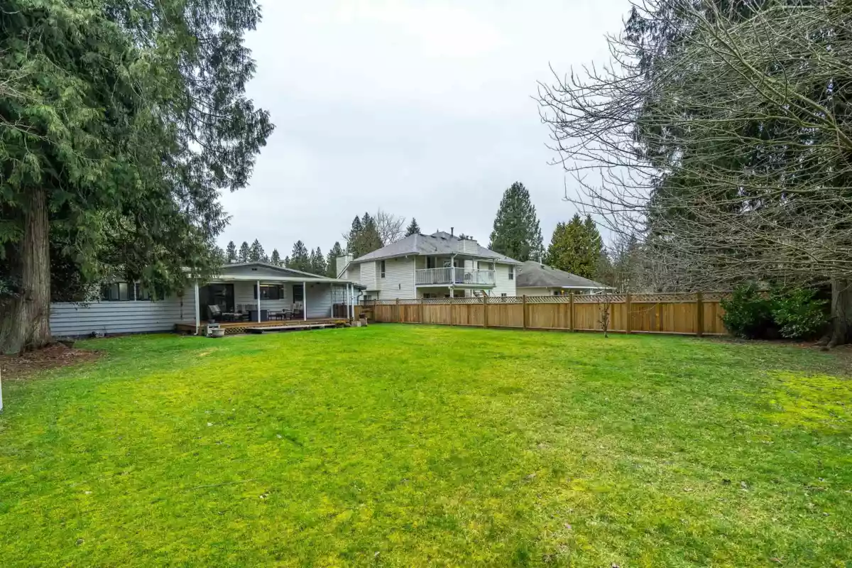 Outdoor Kitchen Photo of 19891 43a Avenue, Langley, BC