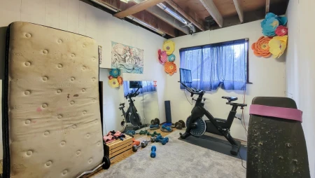 Primary Bedroom Photo of 20567 42 Avenue, Langley, BC