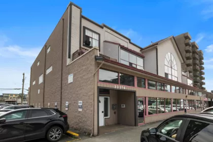 209 22356 Mcintosh Avenue, Maple Ridge, BC, Maple Ridge — Apartment/Condo for sale