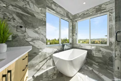 Laundry Room Photo of 15448 76b Avenue, Surrey, BC