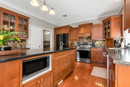 Kitchen Photo of 5637 Thom Creek Drive, Chilliwack, BC