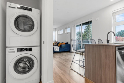 Hallway Photo of 401 32838 Landeau Place, Abbotsford, BC