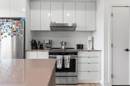 Pantry Photo of 401 32838 Landeau Place, Abbotsford, BC
