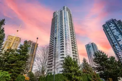 3206 4880 Bennett Street, Burnaby, BC, Burnaby — Apartment/Condo for sale