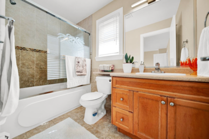 Laundry Room Photo of 14850 69 Avenue, Surrey, BC