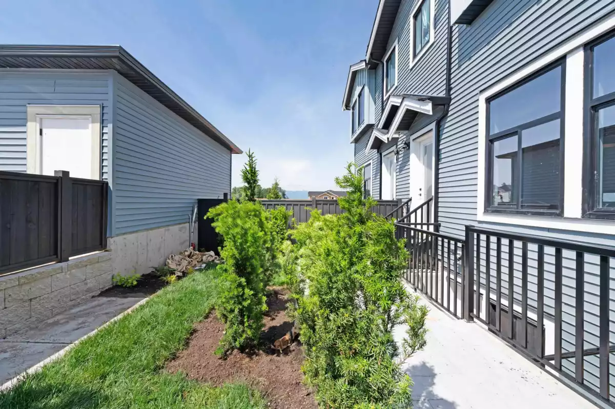 Basement Recreation Room Photo of 7629 197 Street, Langley, BC