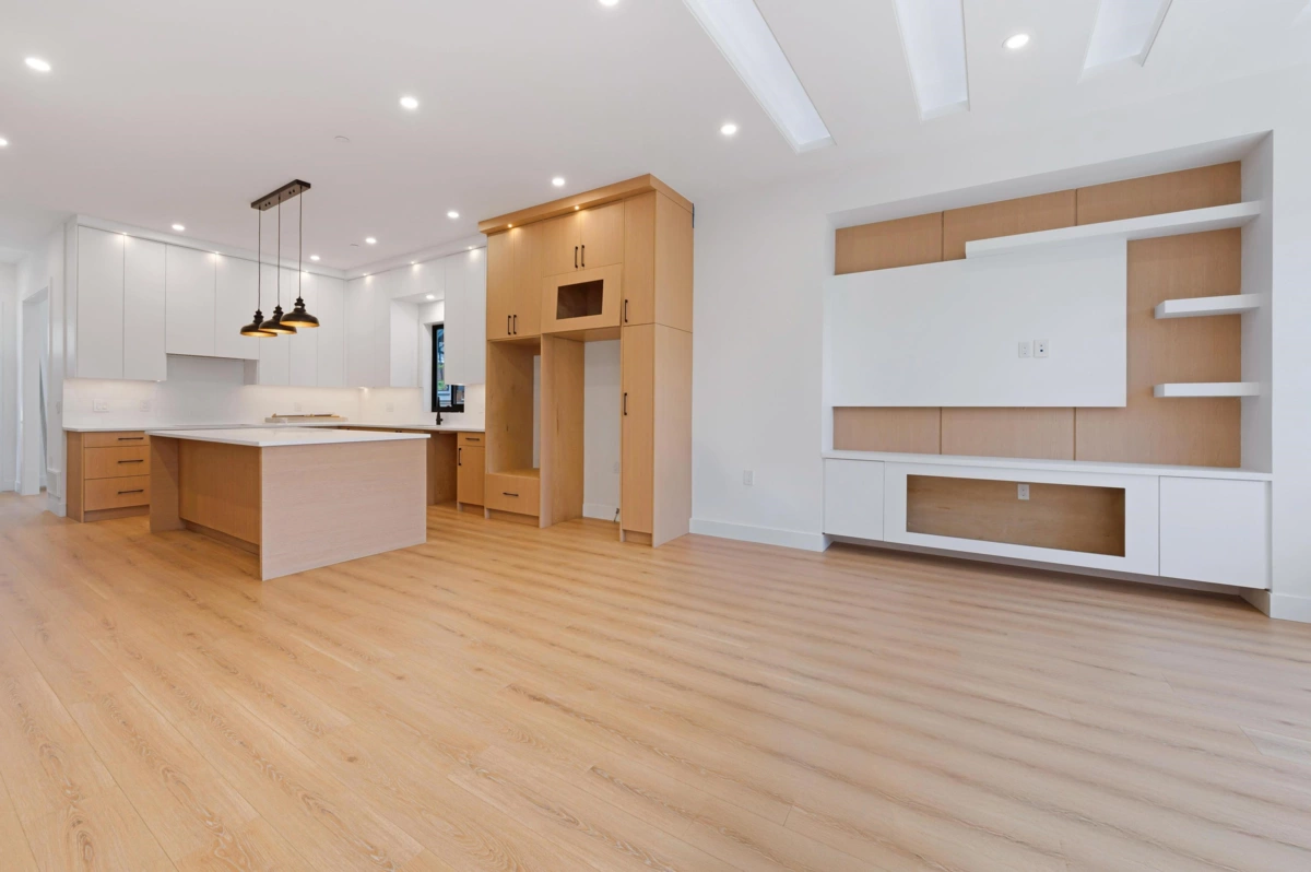 Walk-In Closet Photo of 7629 197 Street, Langley, BC