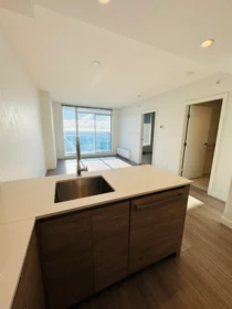 3102 13615 Fraser Highway, Surrey, BC
