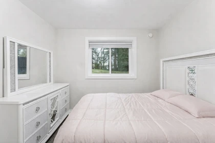 Powder Room Photo of 23376 124 Avenue, Maple Ridge, BC