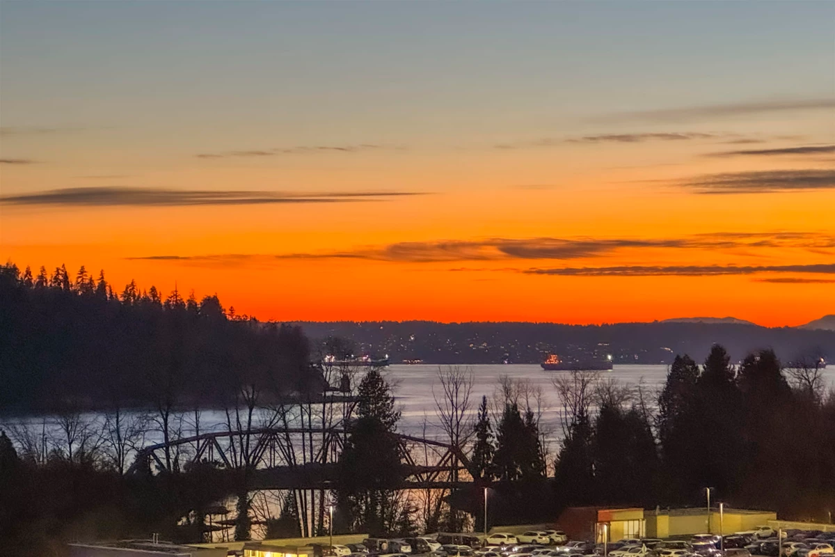 Hot Tub / Spa Photo of 12C 338 Taylor Way, West Vancouver, BC