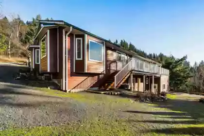 Breakfast Nook Photo of 48585 Wincott Road, Ryder Lake, BC