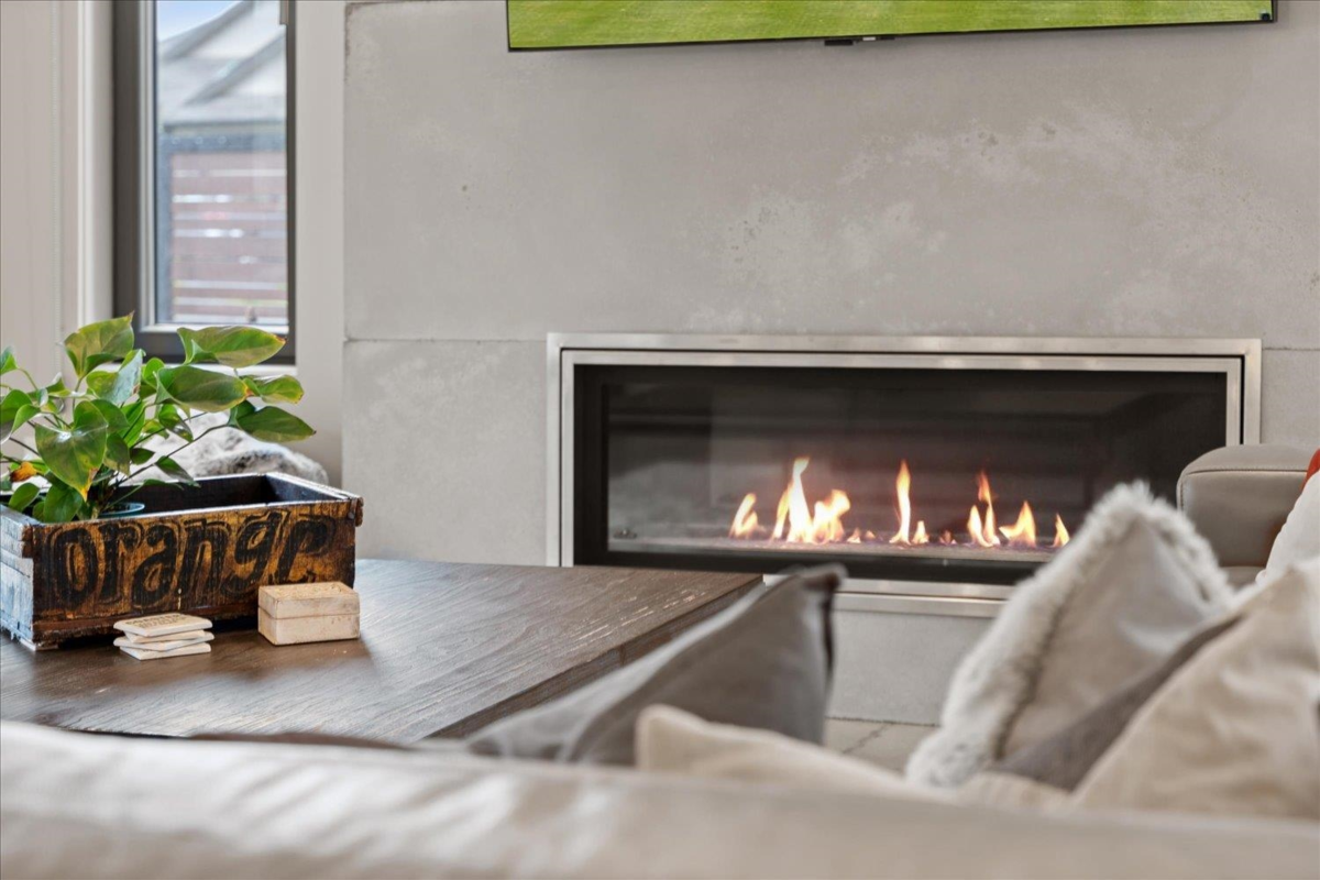 Breakfast Nook Photo of 52688 Stonewood Place, Rosedale, BC