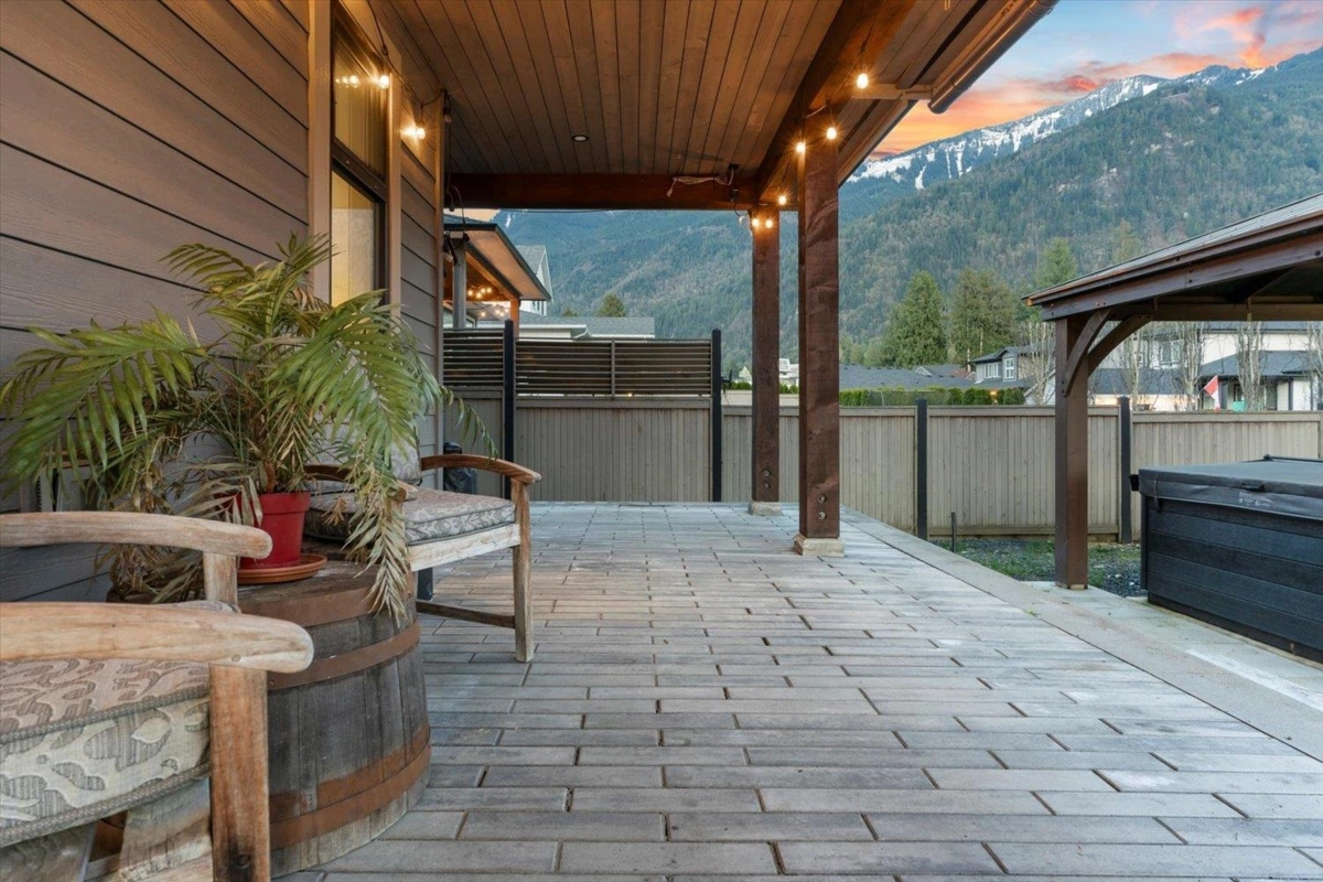 Community Amenities Photo (Clubhouse) of 52688 Stonewood Place, Rosedale, BC