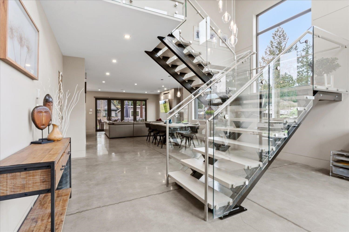 Dining Area Photo of 52688 Stonewood Place, Rosedale, BC