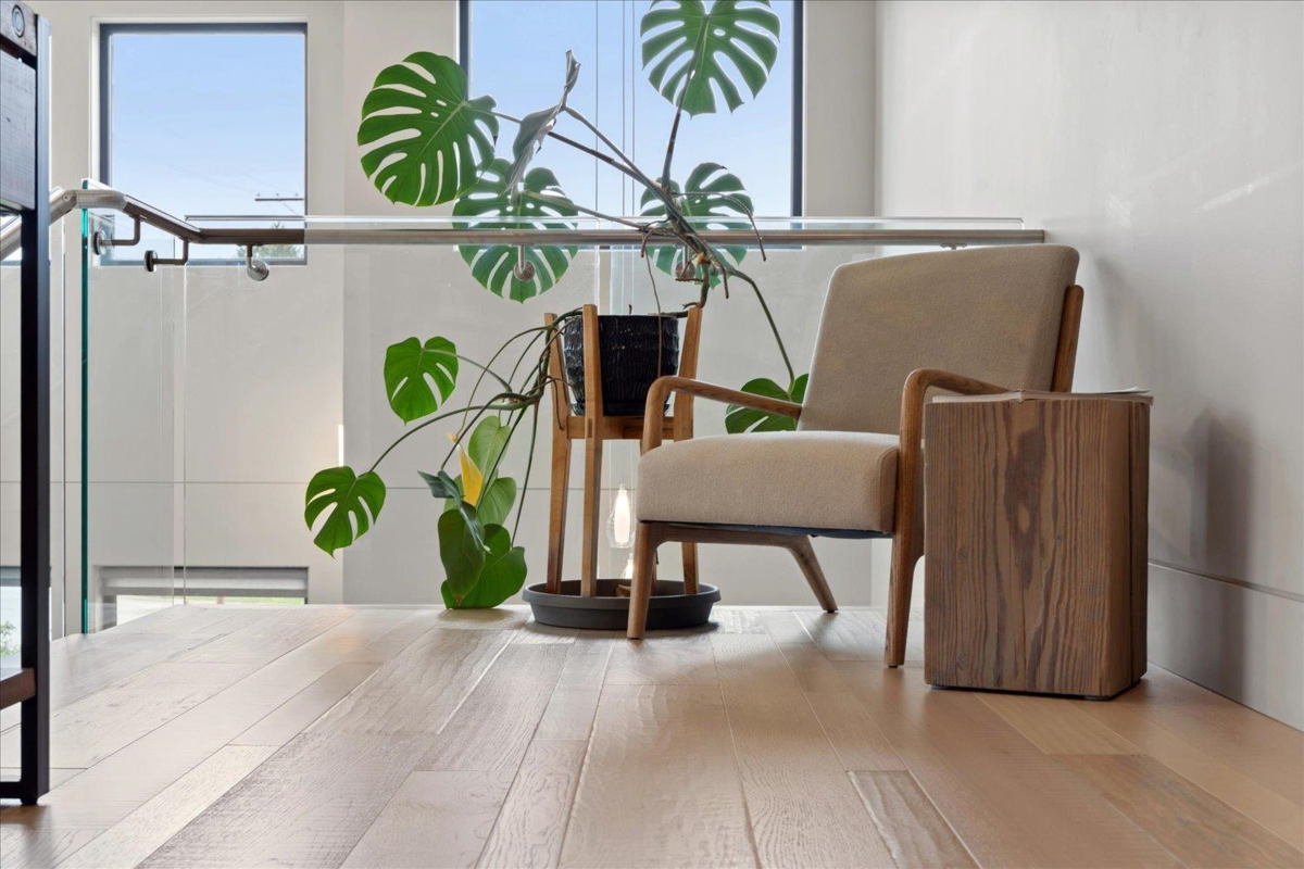 Laundry Room Photo of 52688 Stonewood Place, Rosedale, BC