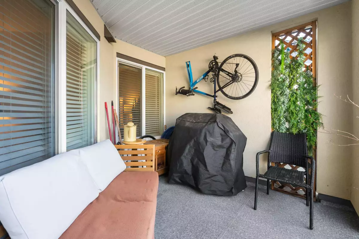 Breakfast Nook Photo of 322 98 Laval Street, Coquitlam, BC