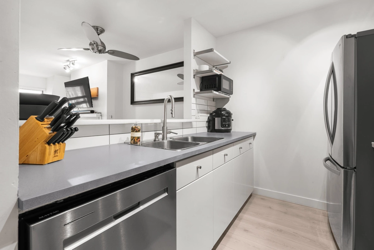 Dining Area Photo of 322 98 Laval Street, Coquitlam, BC