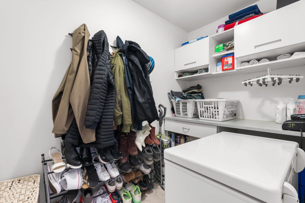Hallway Photo of 322 98 Laval Street, Coquitlam, BC