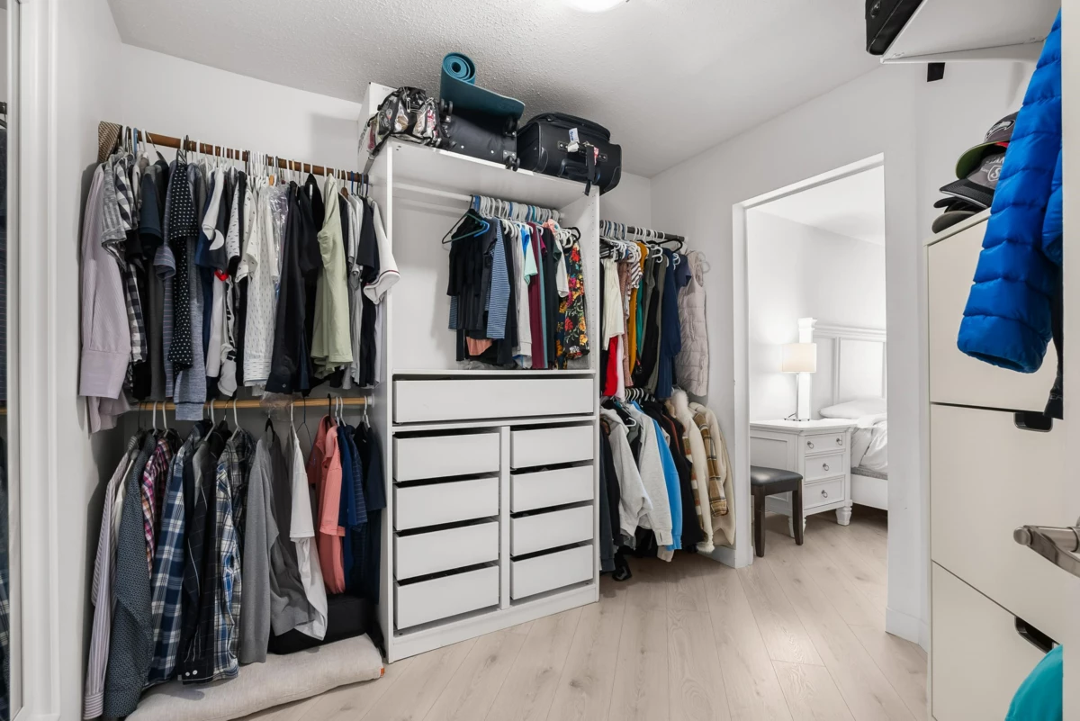 Laundry Room Photo of 322 98 Laval Street, Coquitlam, BC