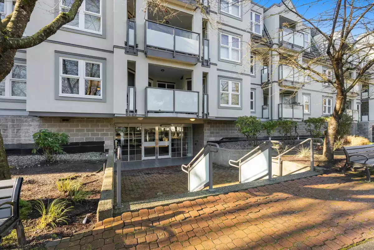 Outdoor Kitchen Photo of 322 98 Laval Street, Coquitlam, BC
