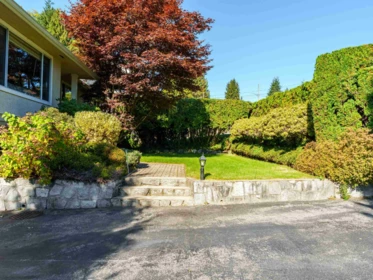 799 Plymouth Drive, North Vancouver, BC