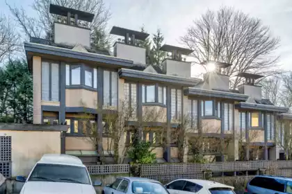 4 328 E 2nd Street, North Vancouver, BC, North Vancouver — Townhouse for sale