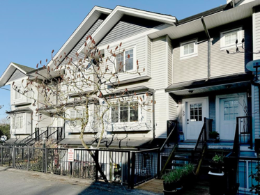 39 11255 132 Street, Surrey, BC, Surrey — Townhouse for sale