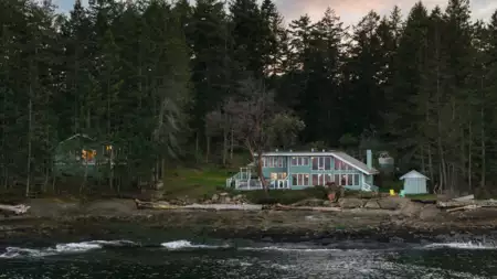 281 Bellhouse Road, Galiano Island, BC, Galiano Island — 4 bed single family residence for sale