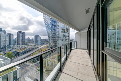 Powder Room Photo of 1202 889 Pacific Street, Vancouver, BC