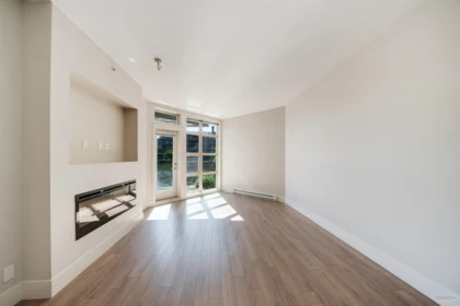 111 3606 Aldercrest Drive, North Vancouver, BC, North Vancouver — Apartment/Condo for sale