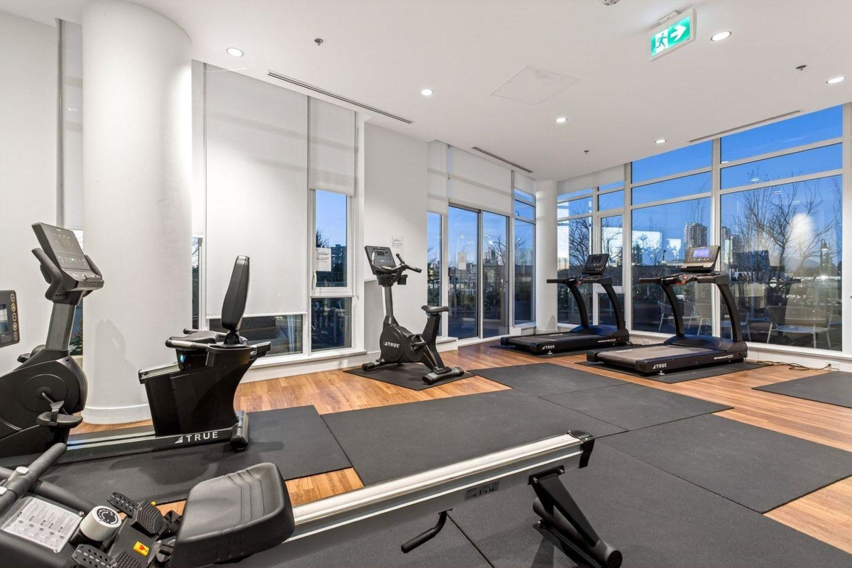 Aerial View of 1506 7683 Park Crescent, Burnaby, BC