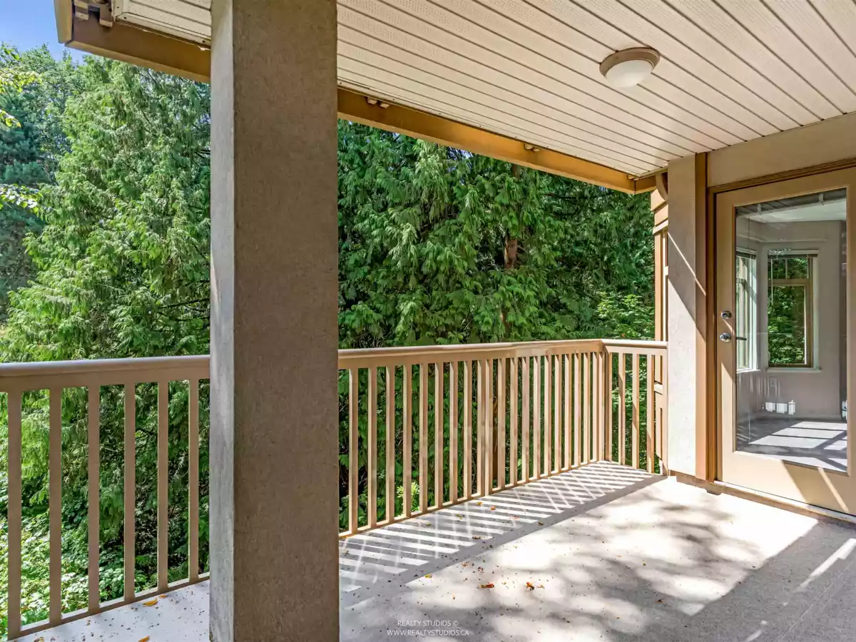 Bedroom 4 Photo of 413 2059 Chesterfield Avenue, North Vancouver, BC