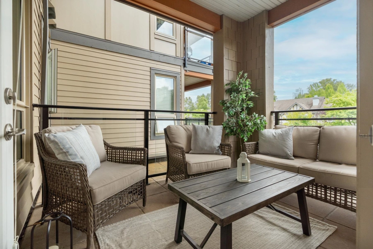Dining Area Photo of 416 3399 Noel Drive, Burnaby, BC