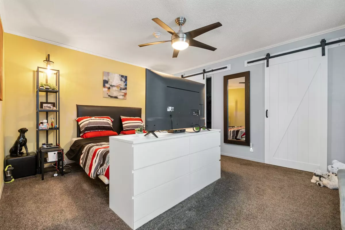 Bedroom 3 Photo of 21 59060 Lougheed Highway, Agassiz, BC