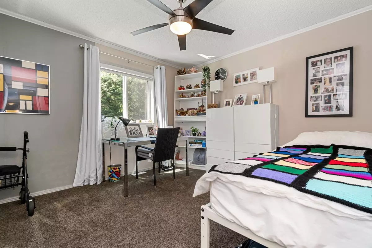 Entry Foyer Photo of 21 59060 Lougheed Highway, Agassiz, BC