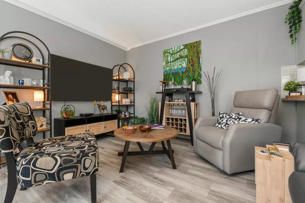 Kitchen Island Photo of 21 59060 Lougheed Highway, Agassiz, BC