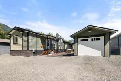 21 59060 Lougheed Highway, Agassiz, BC, Agassiz — Manufactured Home for sale