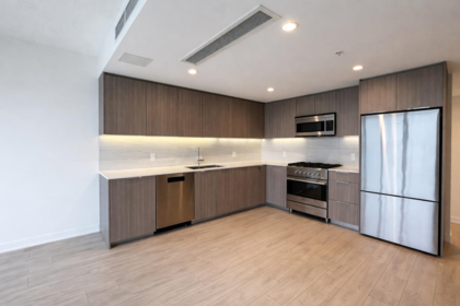 405 1401 Hunter Street, North Vancouver, BC